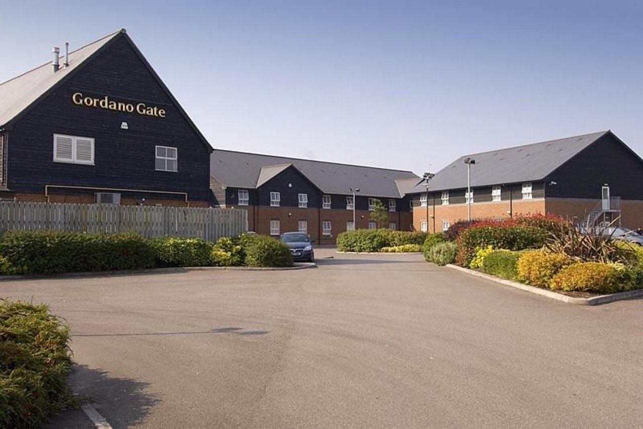 Premier Inn Портисхед Экстерьер фото